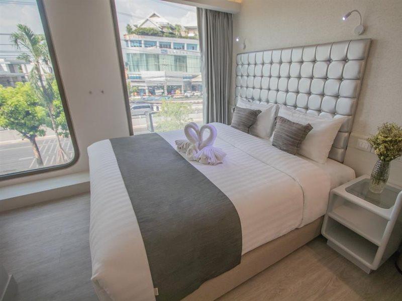 Justice Hotel Бангкок Екстер'єр фото