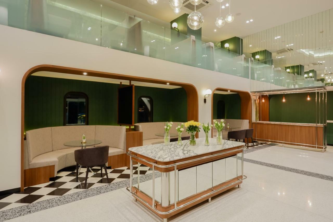 Justice Hotel Бангкок Екстер'єр фото