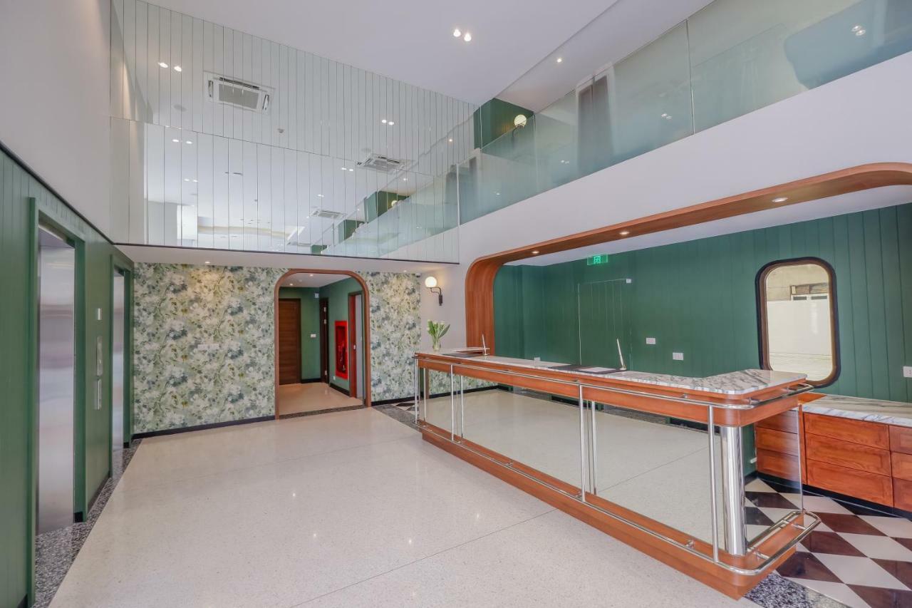 Justice Hotel Бангкок Екстер'єр фото